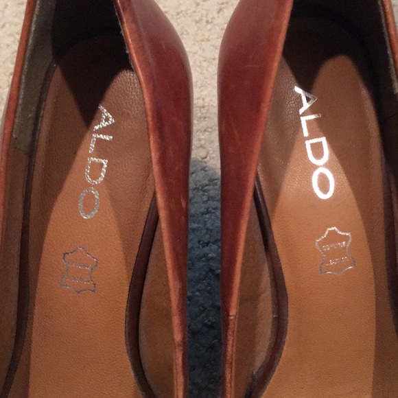 Aldo Wedge Shoes - Picture 3 of 5